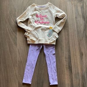 Brand new Cat & Jack matching set Size 5T